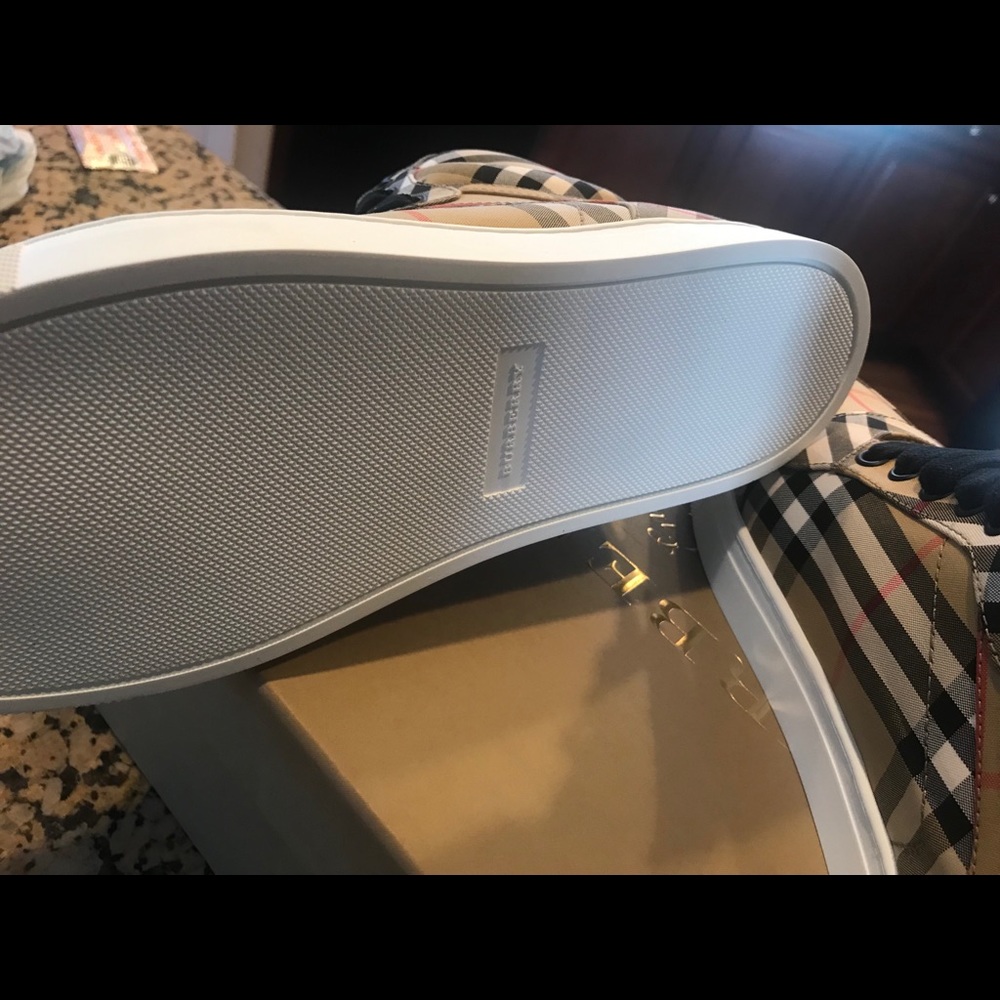 Authentic Burberry men’s hightop sneakers